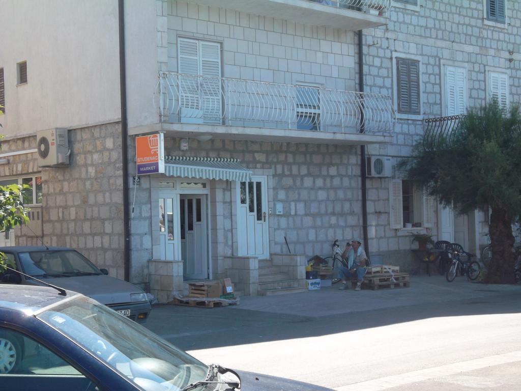 Apartments Mali Raj Vranjic Eksteriør billede