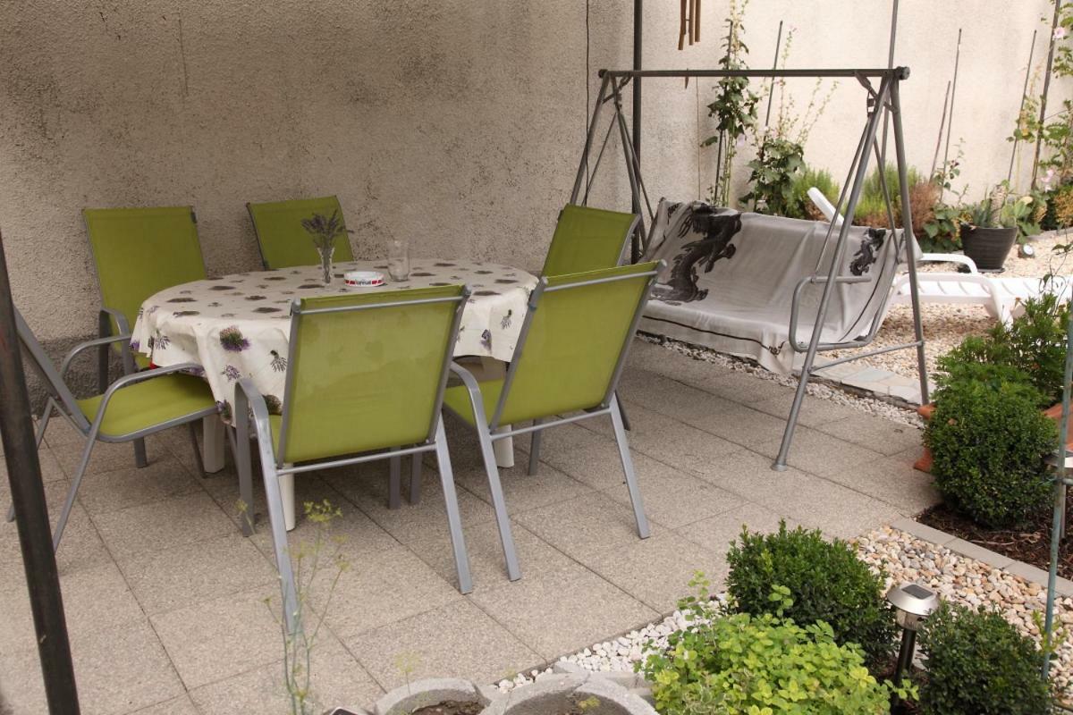 Apartments Mali Raj Vranjic Eksteriør billede